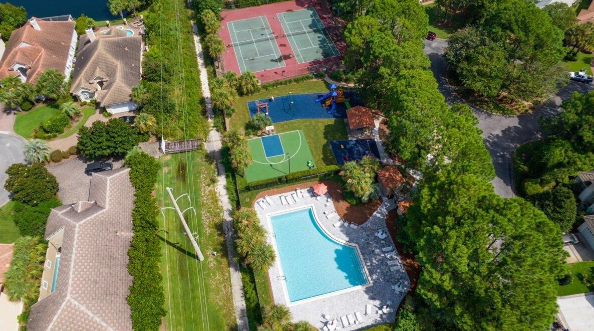 265 Chipola Cv, Destin FL 32541-4769 exterior