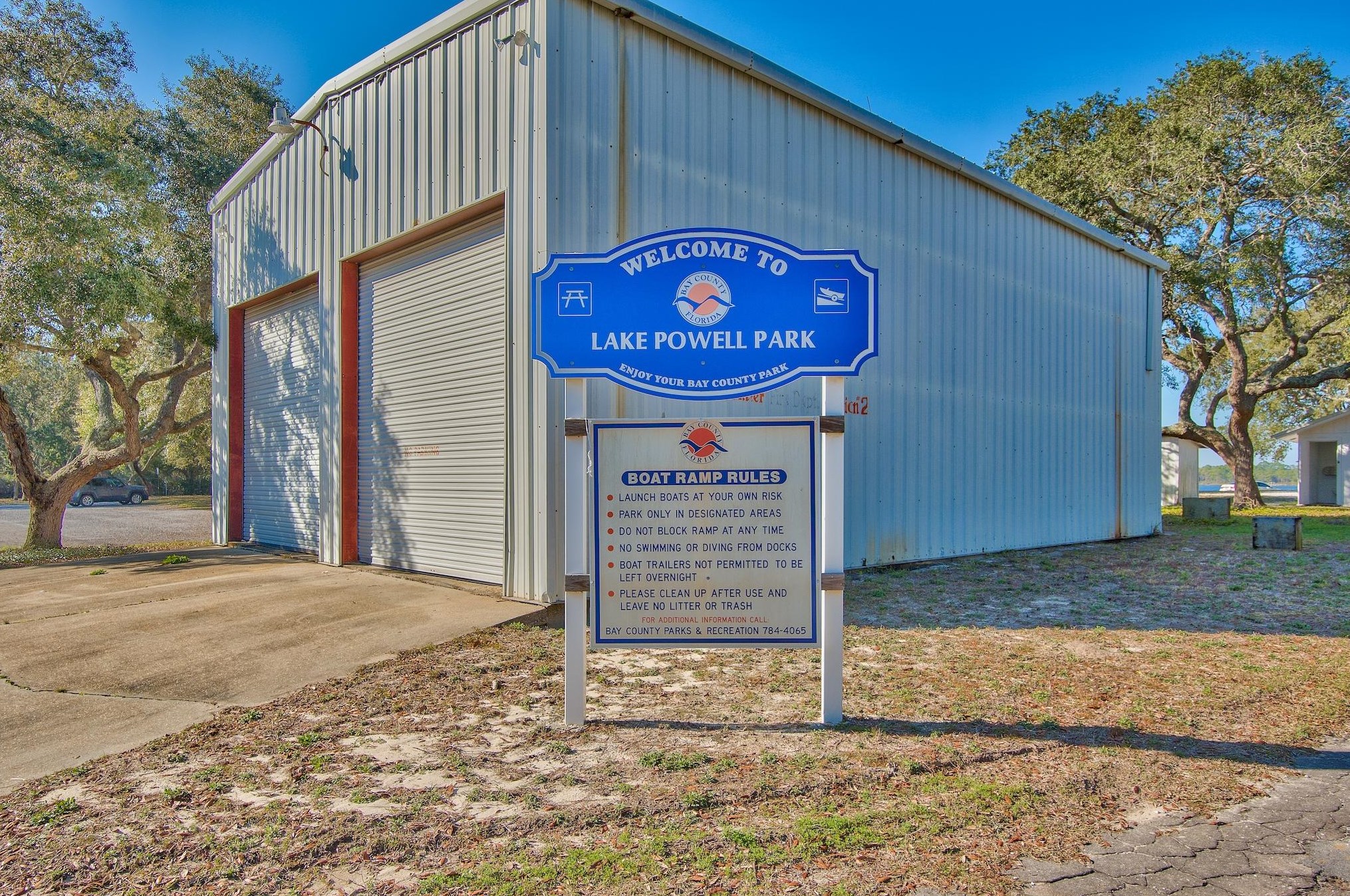 22802 Lakeview Dr, Panama City FL  32413-1124 exterior