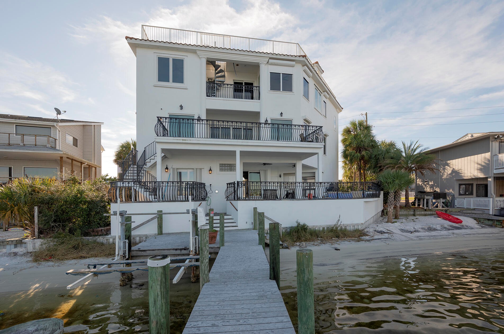 355 Gulf Shore Dr, Destin FL  32541-5001 exterior