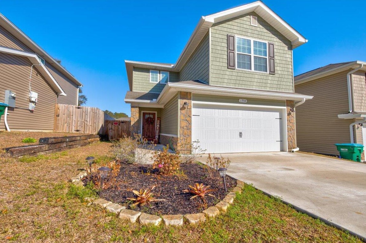 194 Wainwright Dr, Crestview FL  32539-6957 exterior