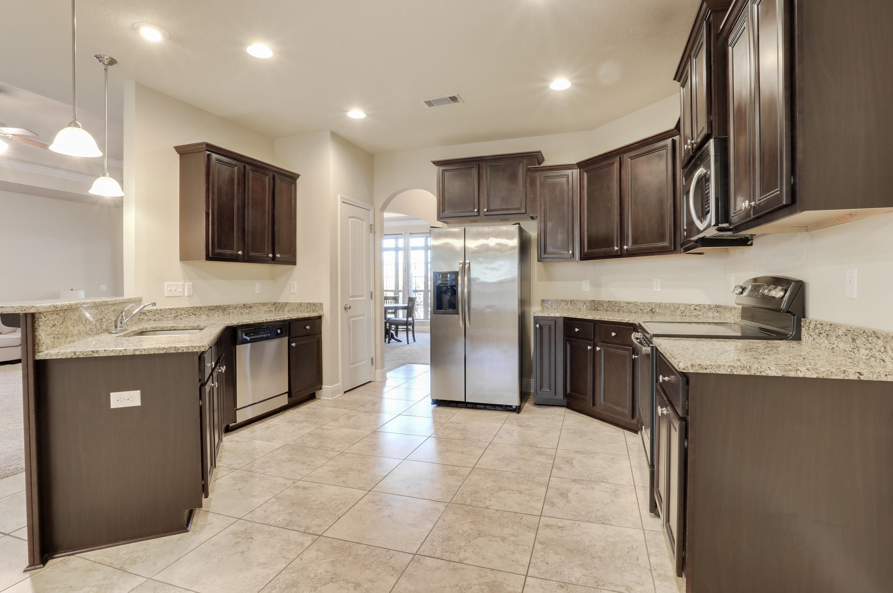 225 Paradise Palm Cir, Crestview FL  32536-5600 exterior
