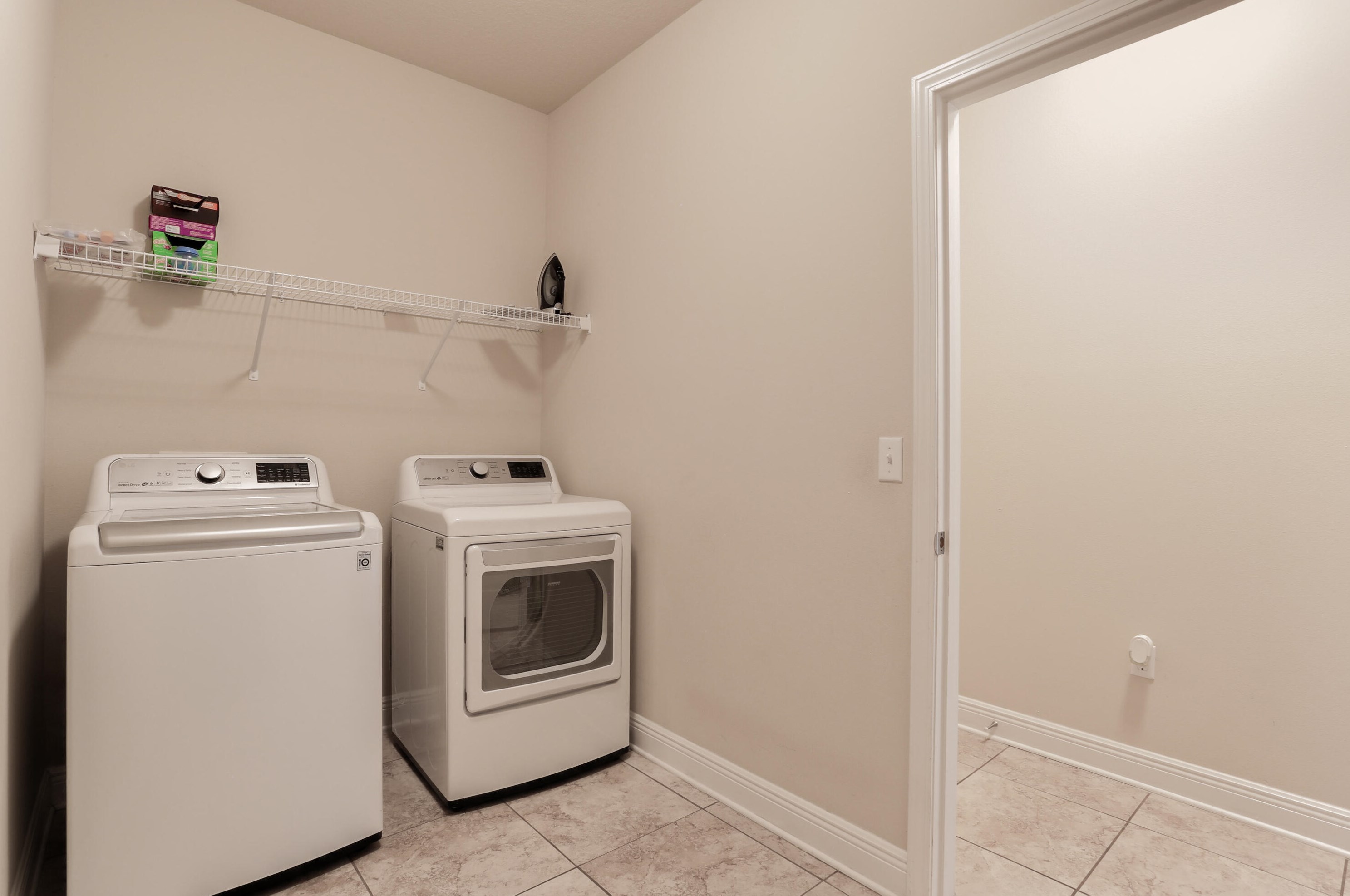 225 Paradise Palm Cir, Crestview FL  32536-5600 exterior
