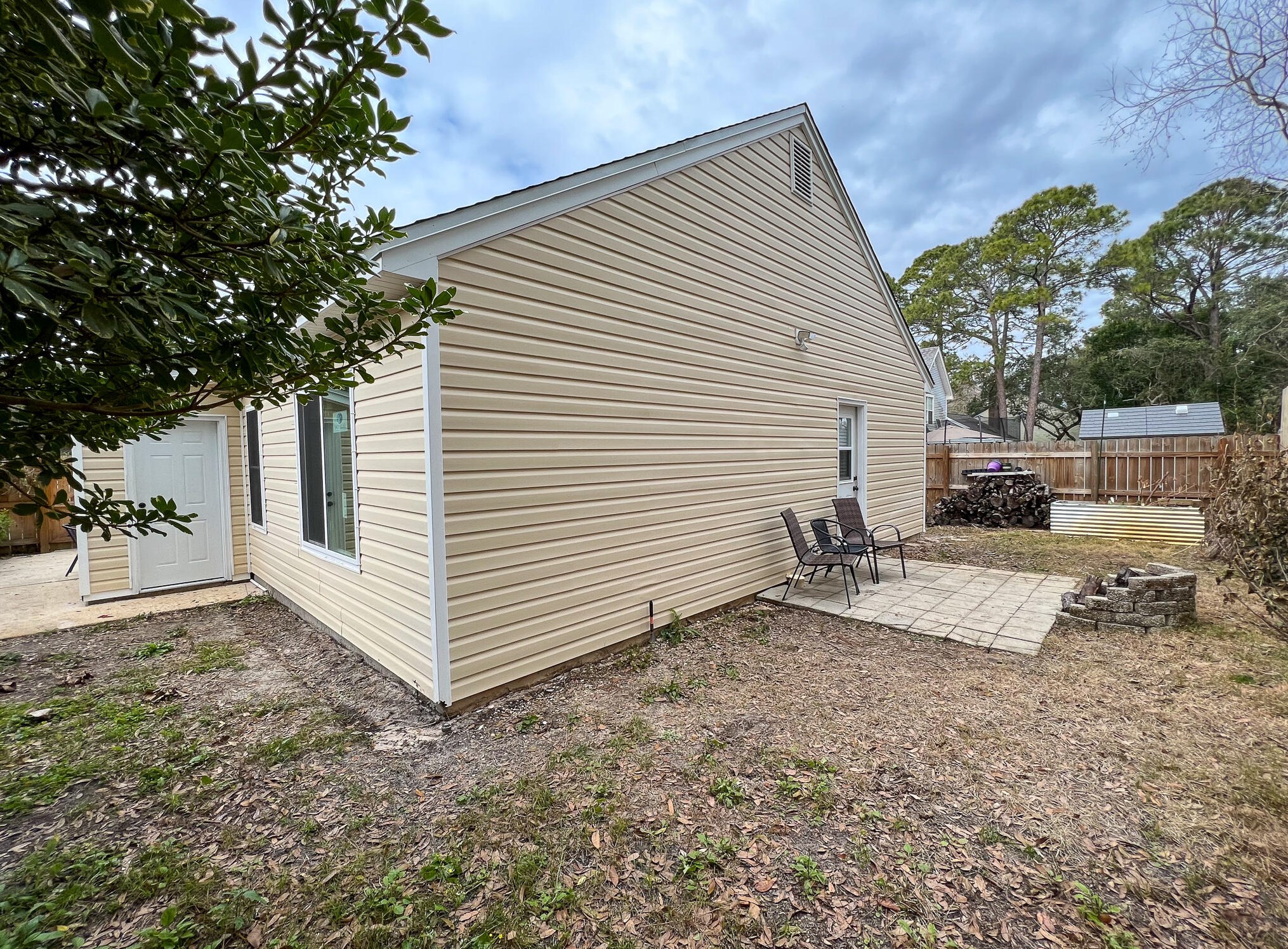 617 Lloyd St, Fort Walton Beach FL 32547-7121 exterior