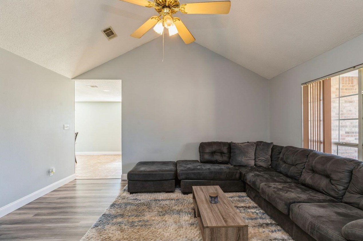 139 Palmetto Ave, Mary Esther FL  32569-3314 exterior