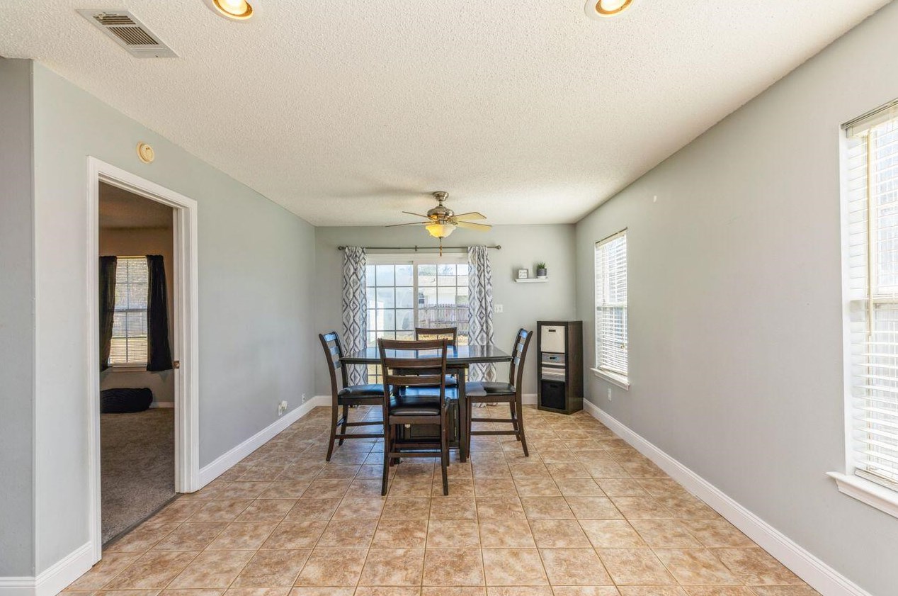 139 Palmetto Ave, Mary Esther FL  32569-3314 exterior