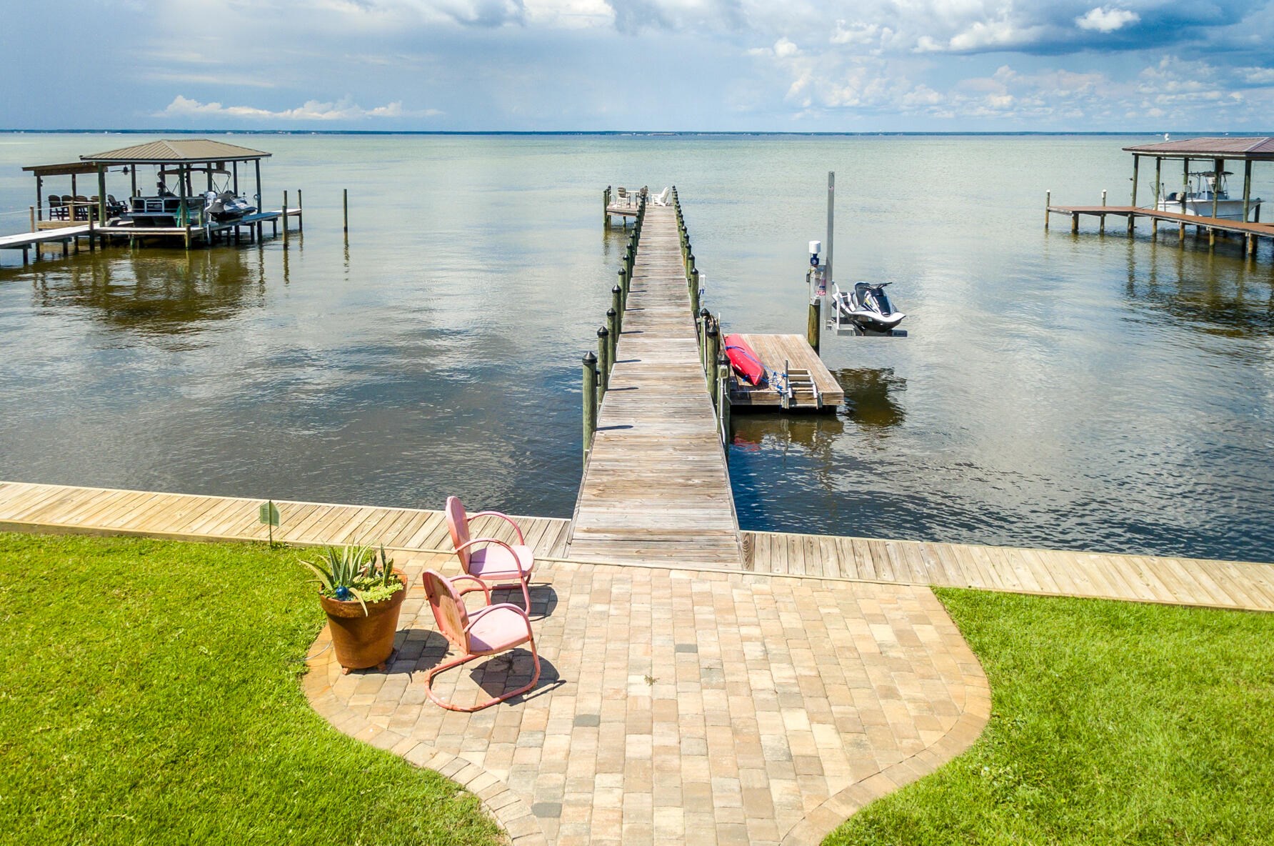 151 Crst Dr, Destin FL 32550-3929 exterior