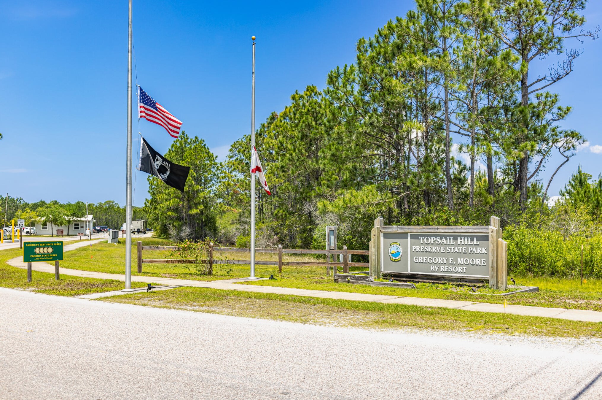 98 Dune Dr, Santa Rosa Beach FL  32459-3634 exterior