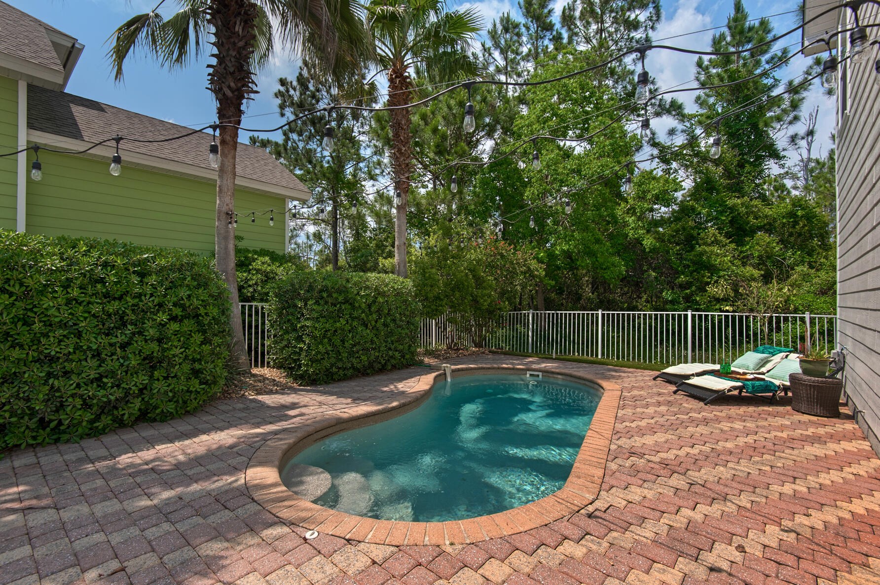 229 Tecumseh Ln, Mary Esther FL  32569-2220 exterior