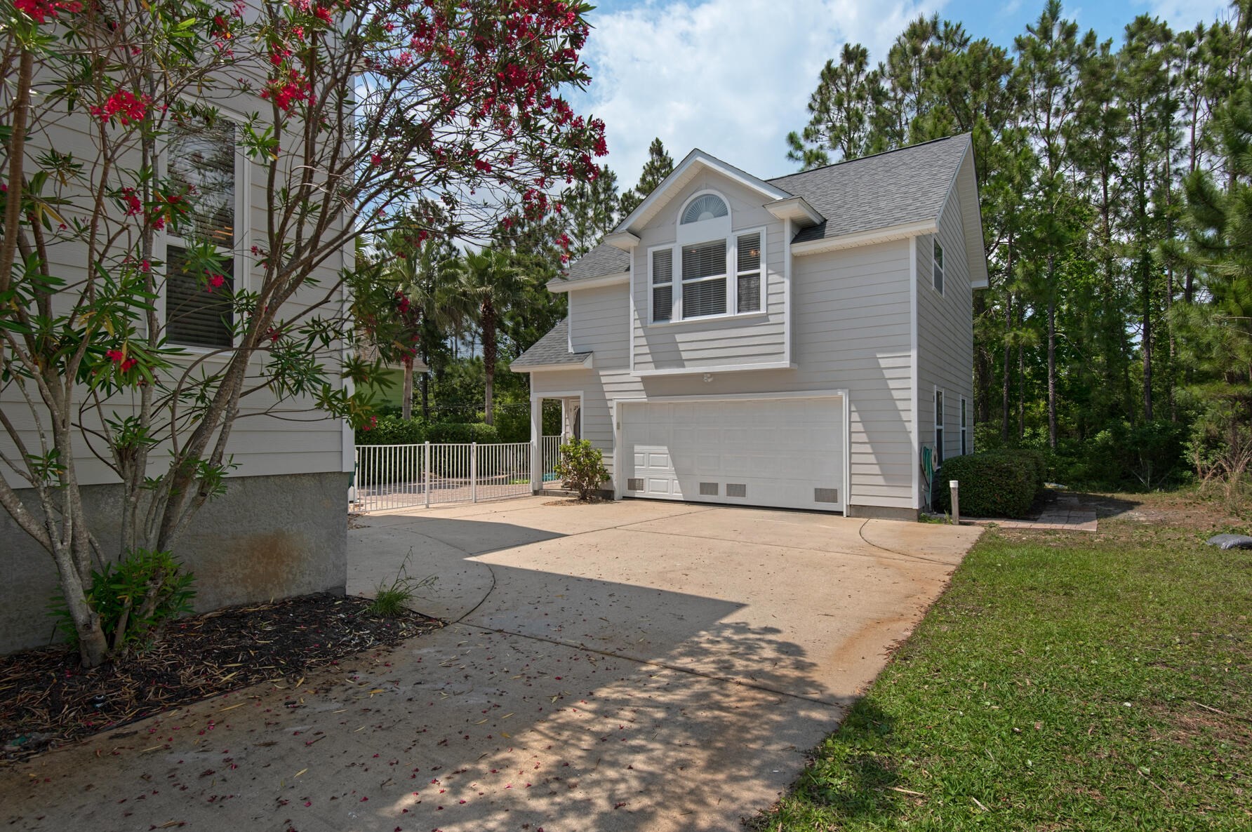 229 Tecumseh Ln, Mary Esther FL  32569-2220 exterior