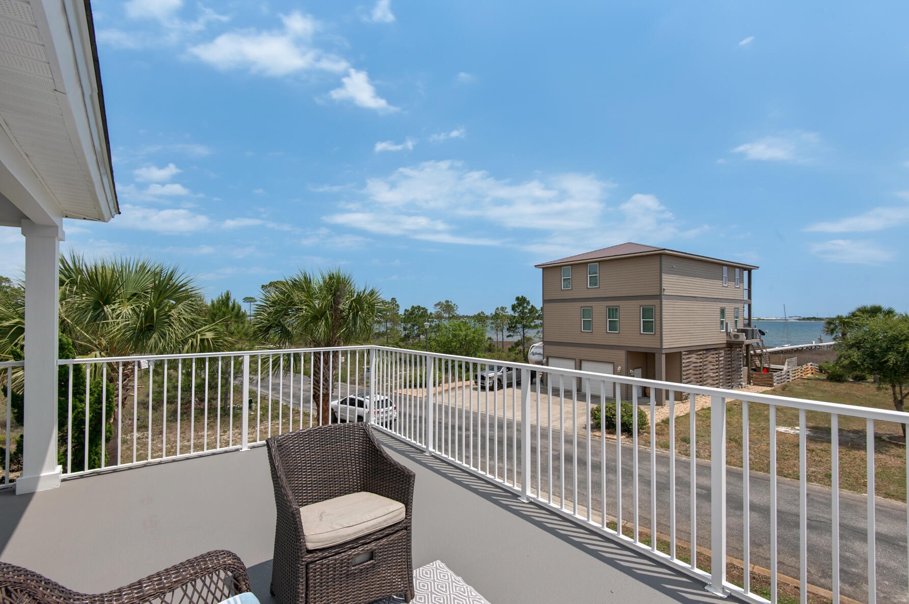 229 Tecumseh Ln, Mary Esther FL  32569-2220 exterior