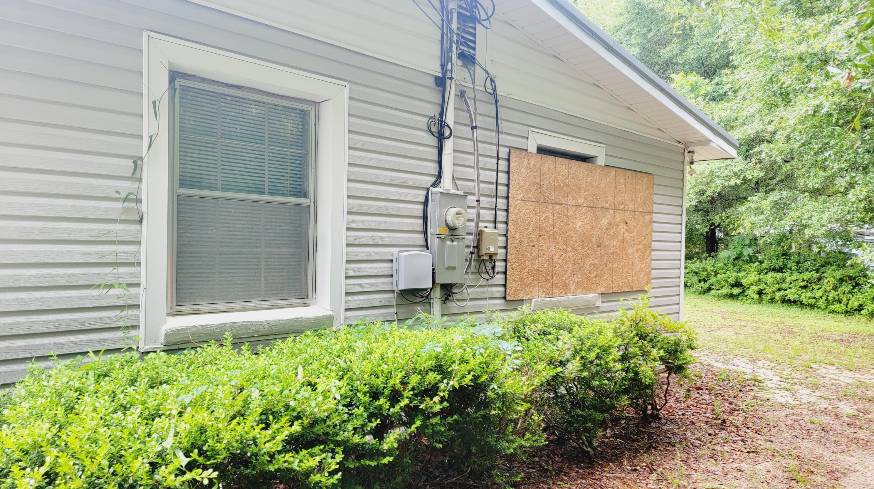 109 North Ave, Crestview FL  32536-2333 exterior