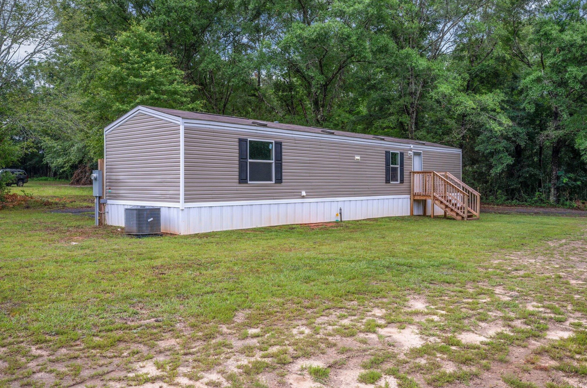 1443 Dan Barnes Rd, Crestview FL  32531-8115 exterior