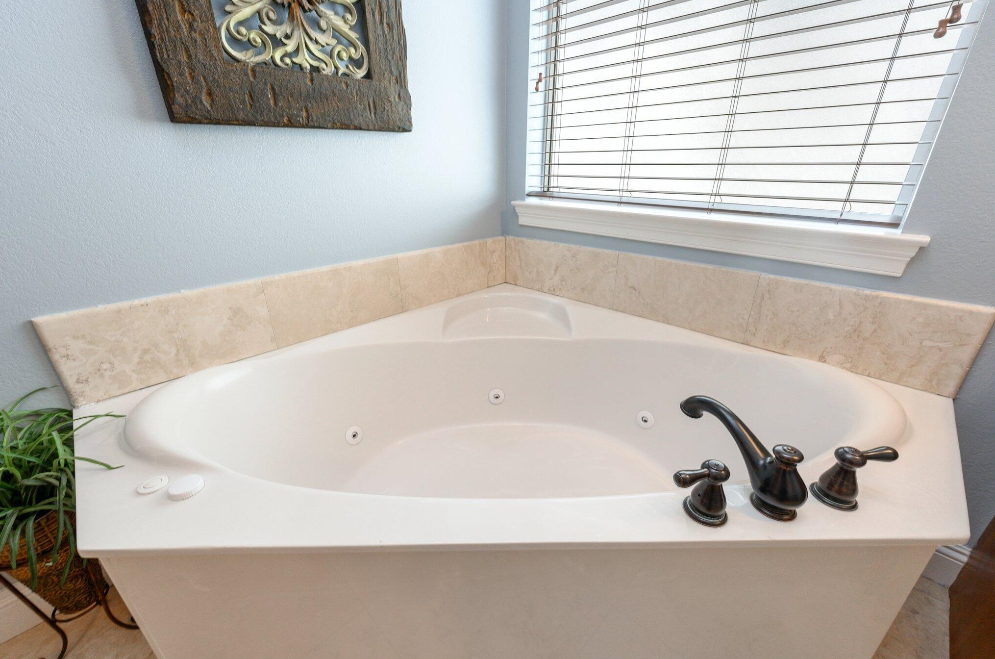 211 Grand Key Loop, Destin FL exterior