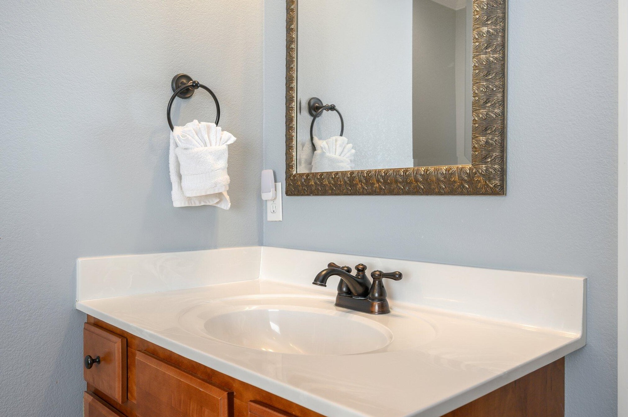 211 Grand Key Loop, Destin FL exterior