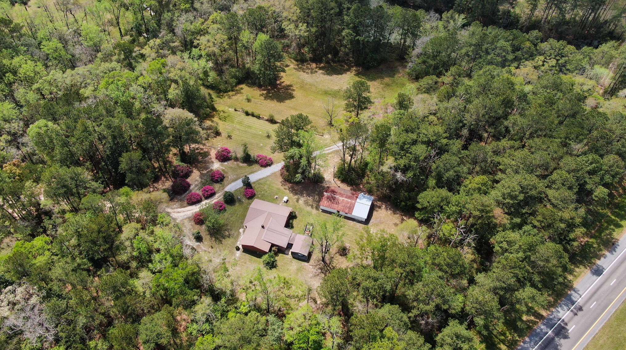 102 Grady Brannon Rd, Defuniak Springs, FL 32435