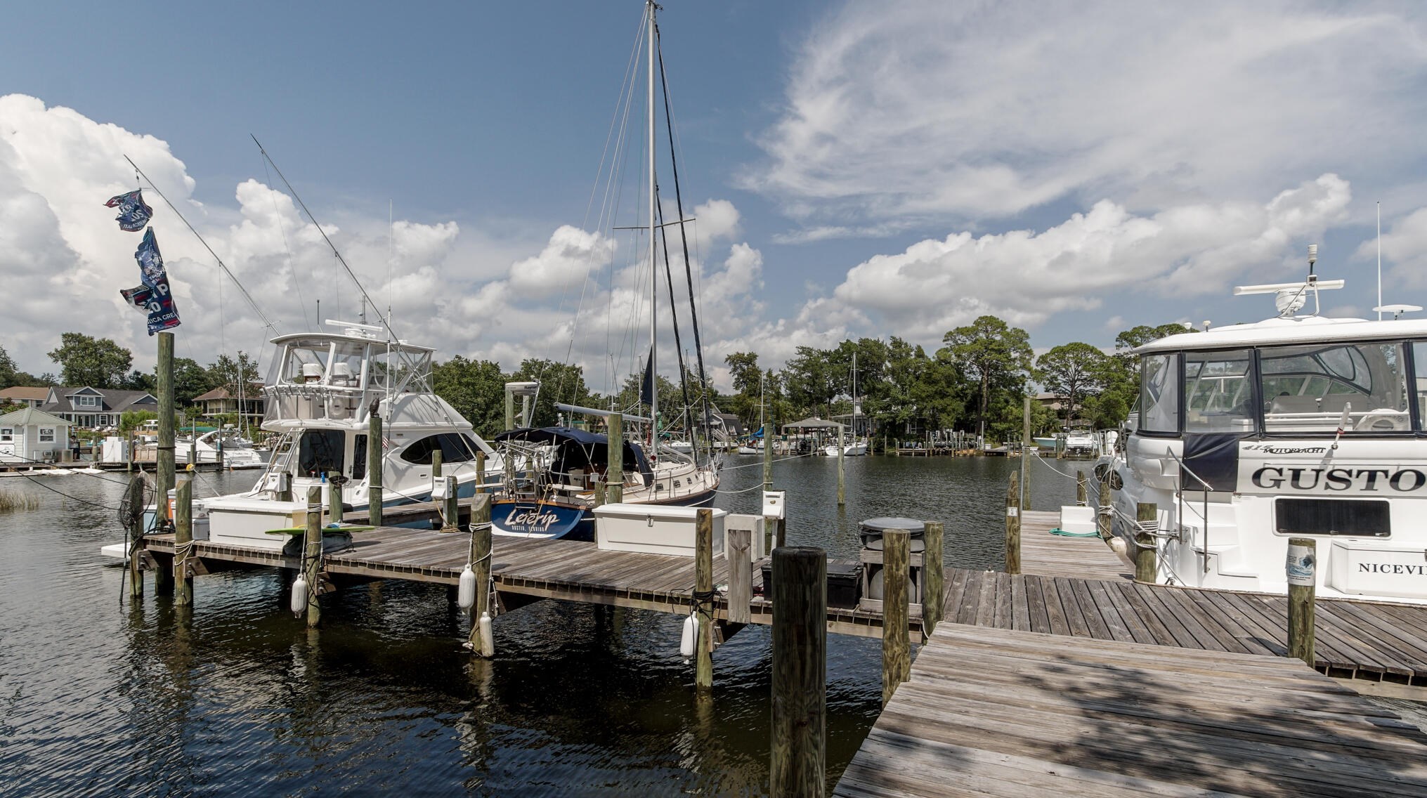 87 Marina Cove Dr, Niceville FL  32578-4425 exterior