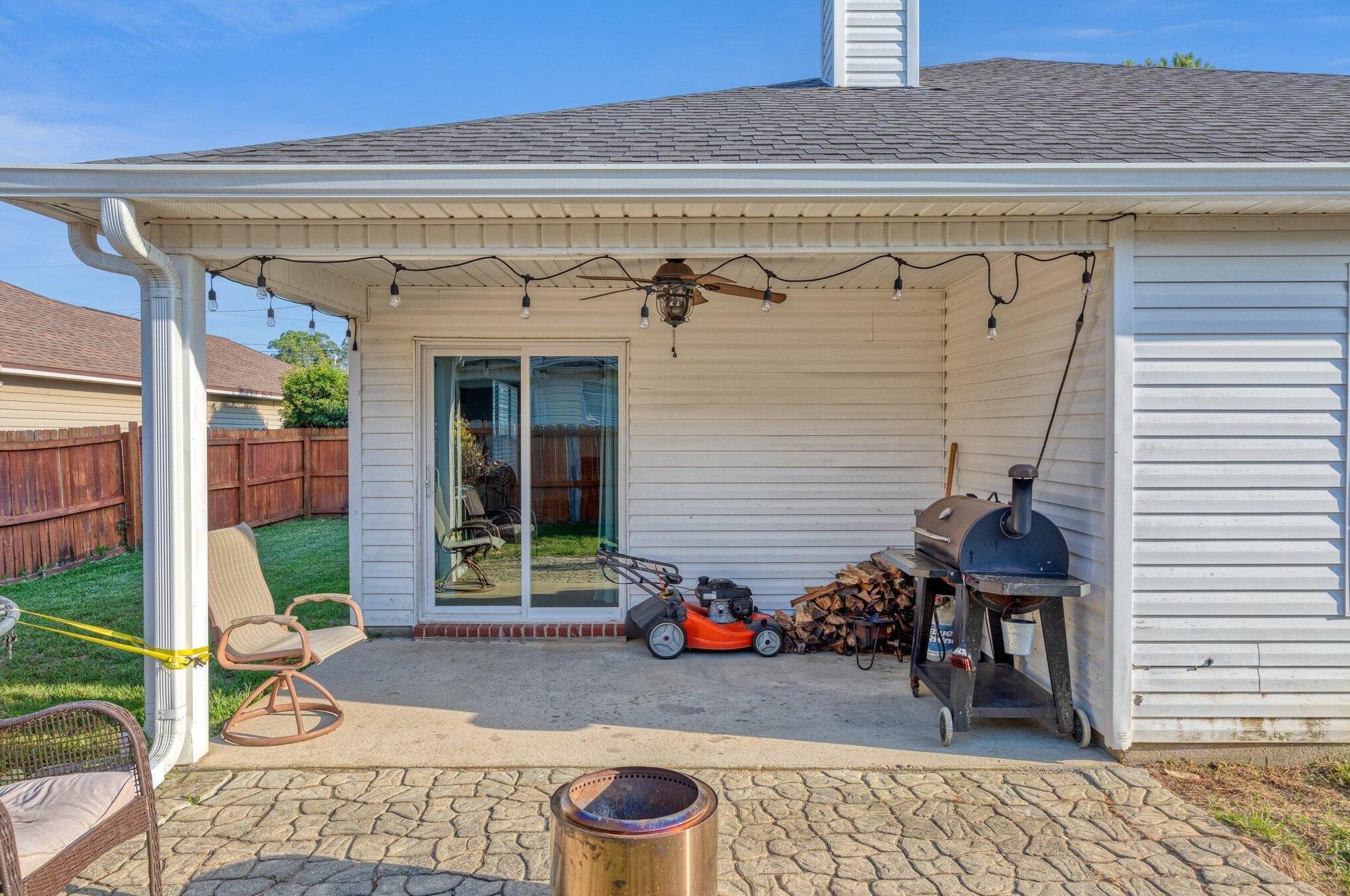 375 Pristine Water Ln, Mary Esther FL  32569-2172 exterior