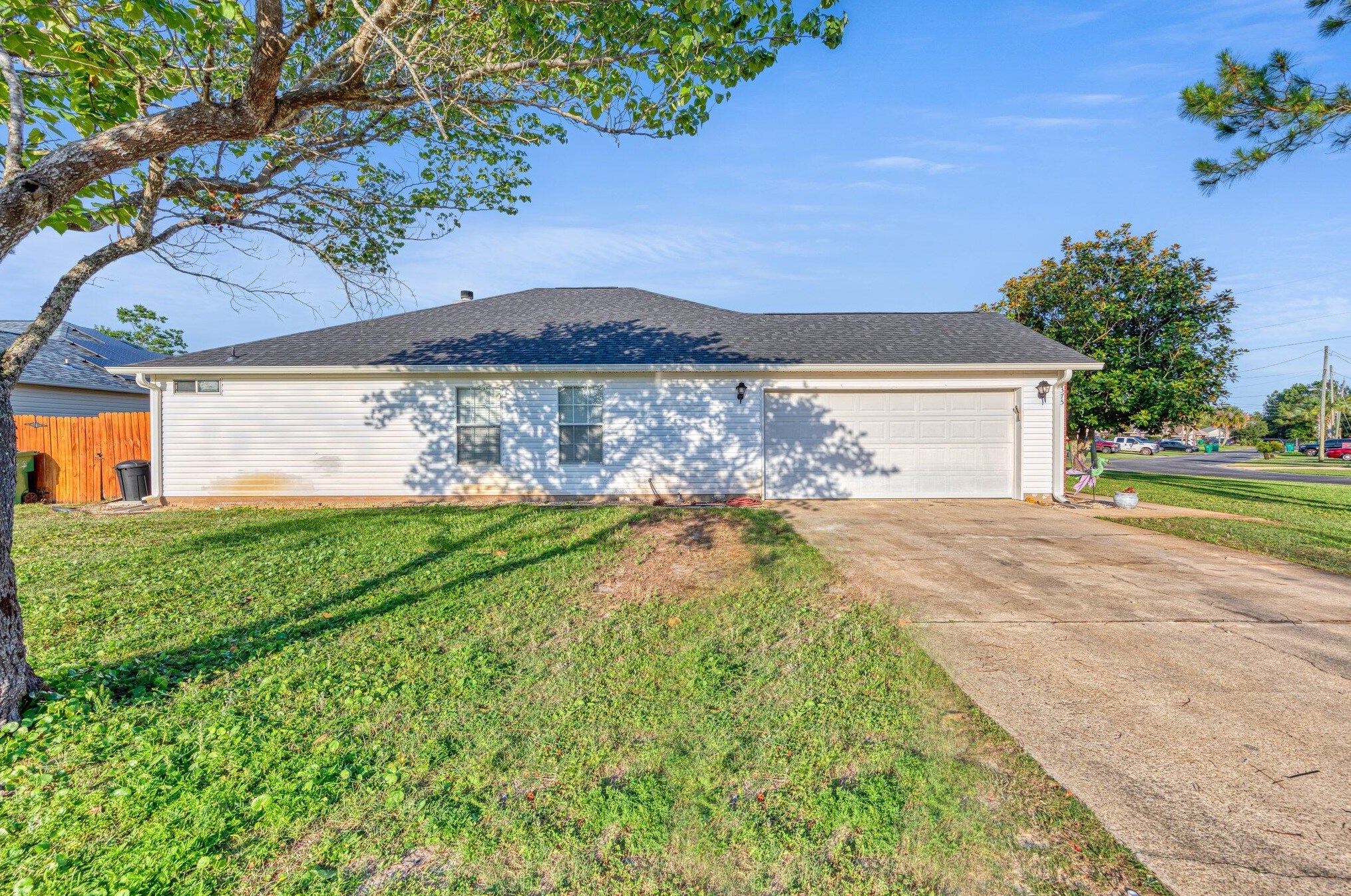 375 Pristine Water Ln, Mary Esther FL  32569-2172 exterior