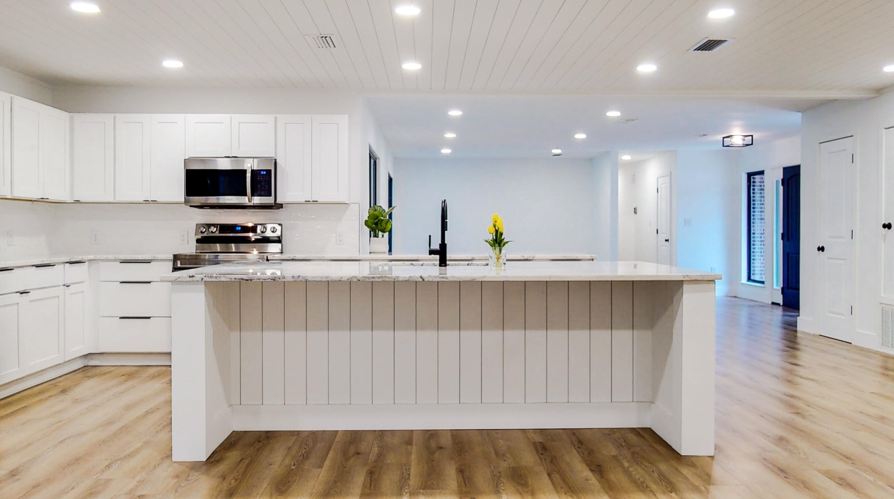 2419 Rocky Shores Dr, Niceville FL  32578-2370 exterior