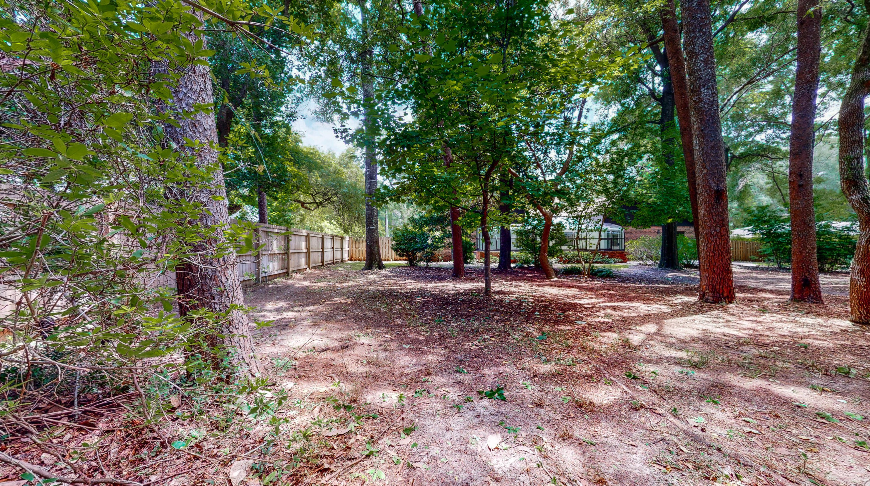 2419 Rocky Shores Dr, Niceville FL  32578-2370 exterior