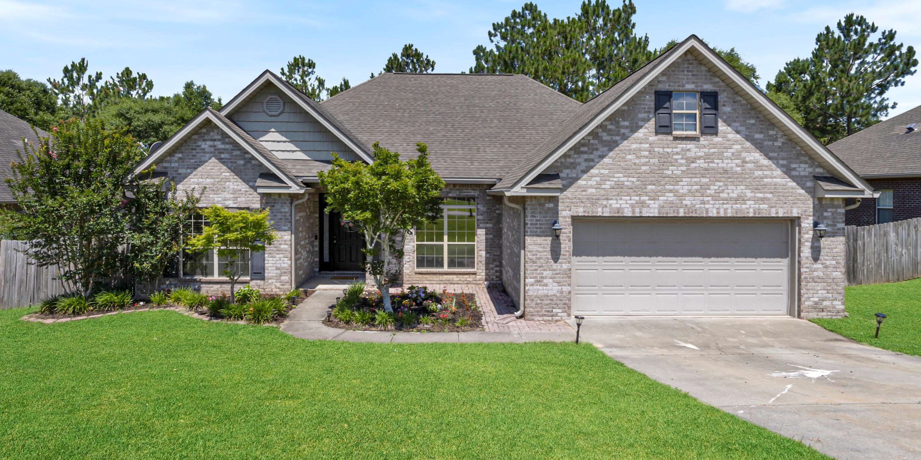 137 Crab Apple Ave, Crestview FL  32536-2257 exterior