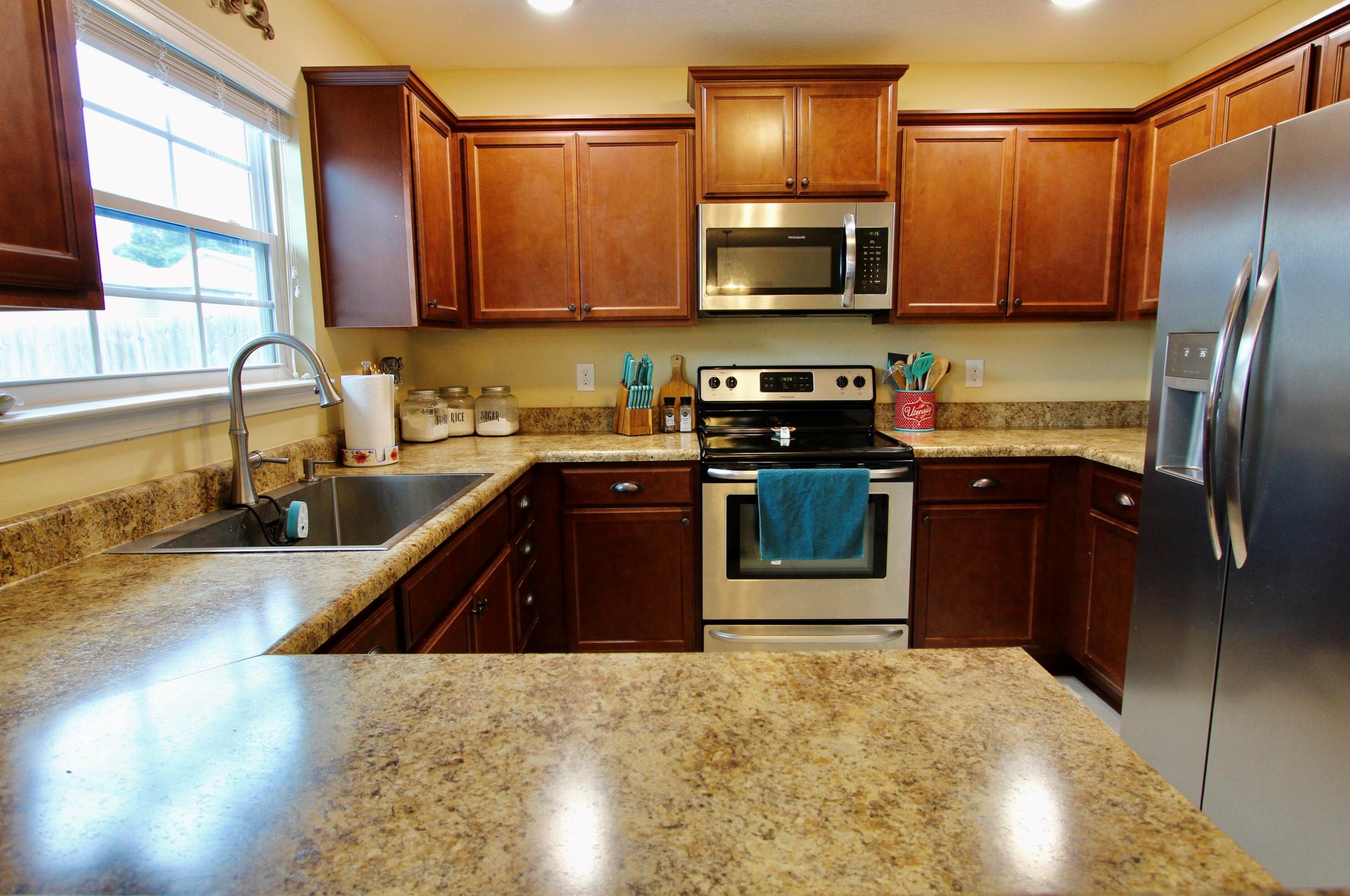 495 Eisenhower Dr, Crestview FL  32539-6953 exterior