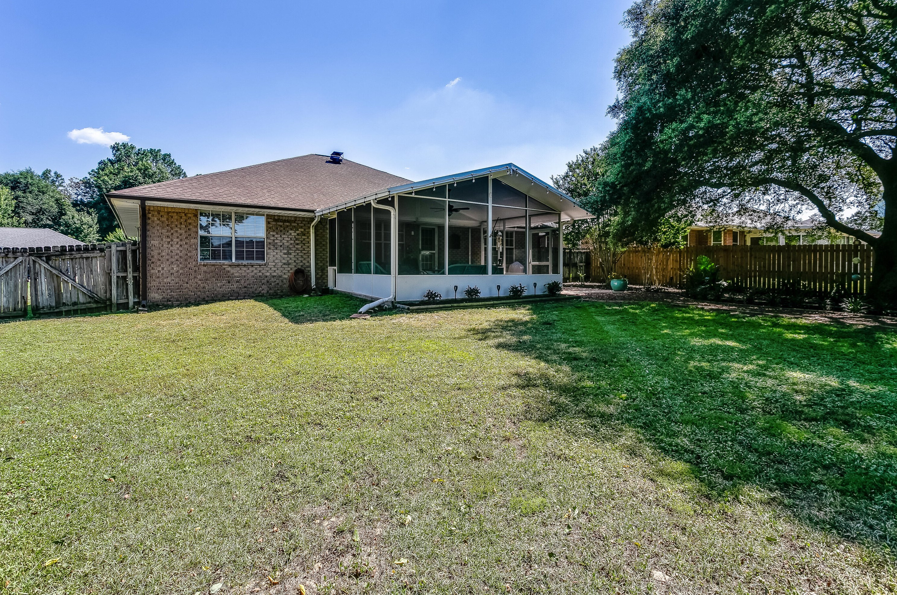 2815 Atoka Trl, Crestview FL  32539-5750 exterior