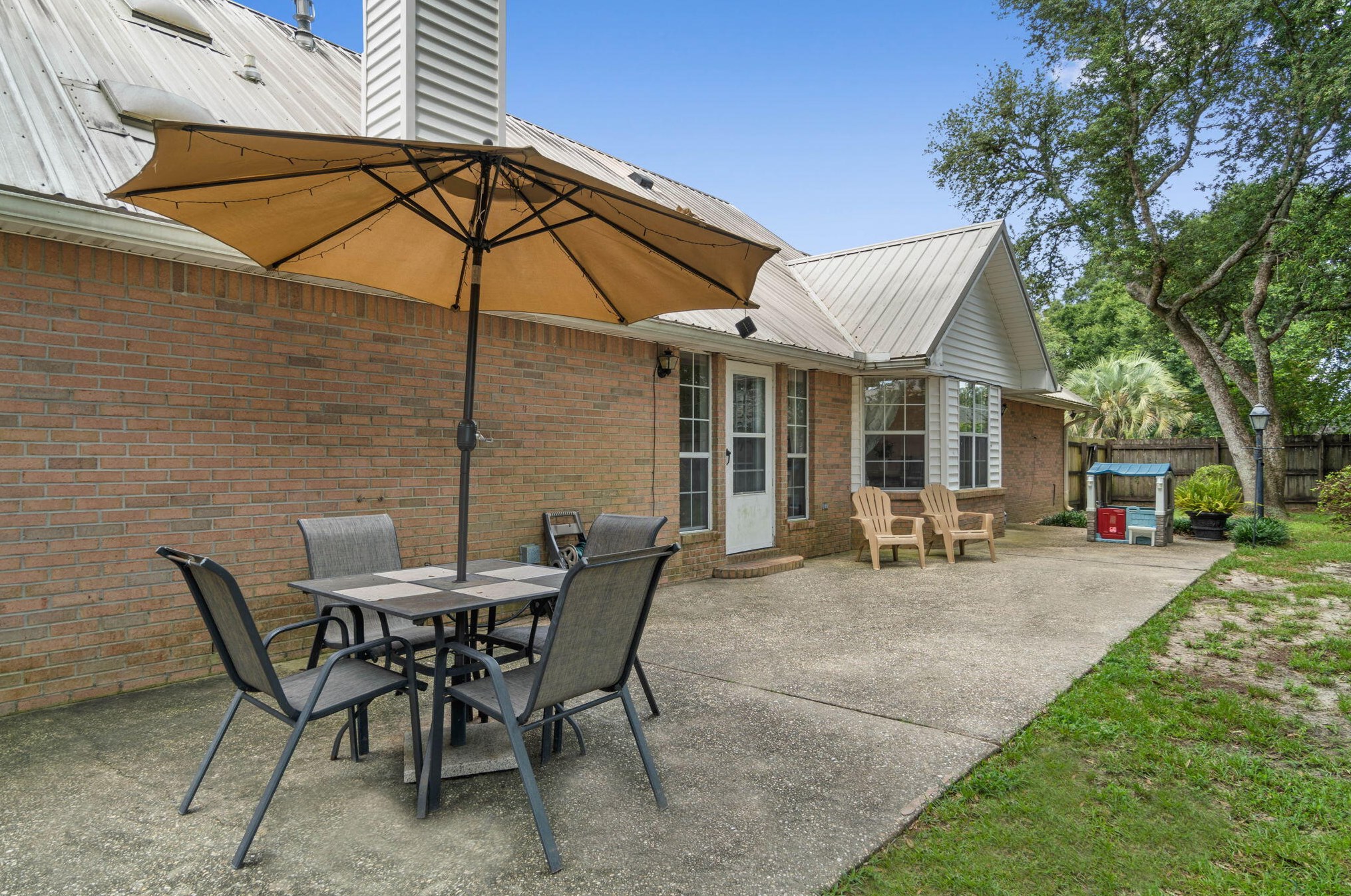 2790 Willow Bend Ct, Crestview FL  32539-6323 exterior