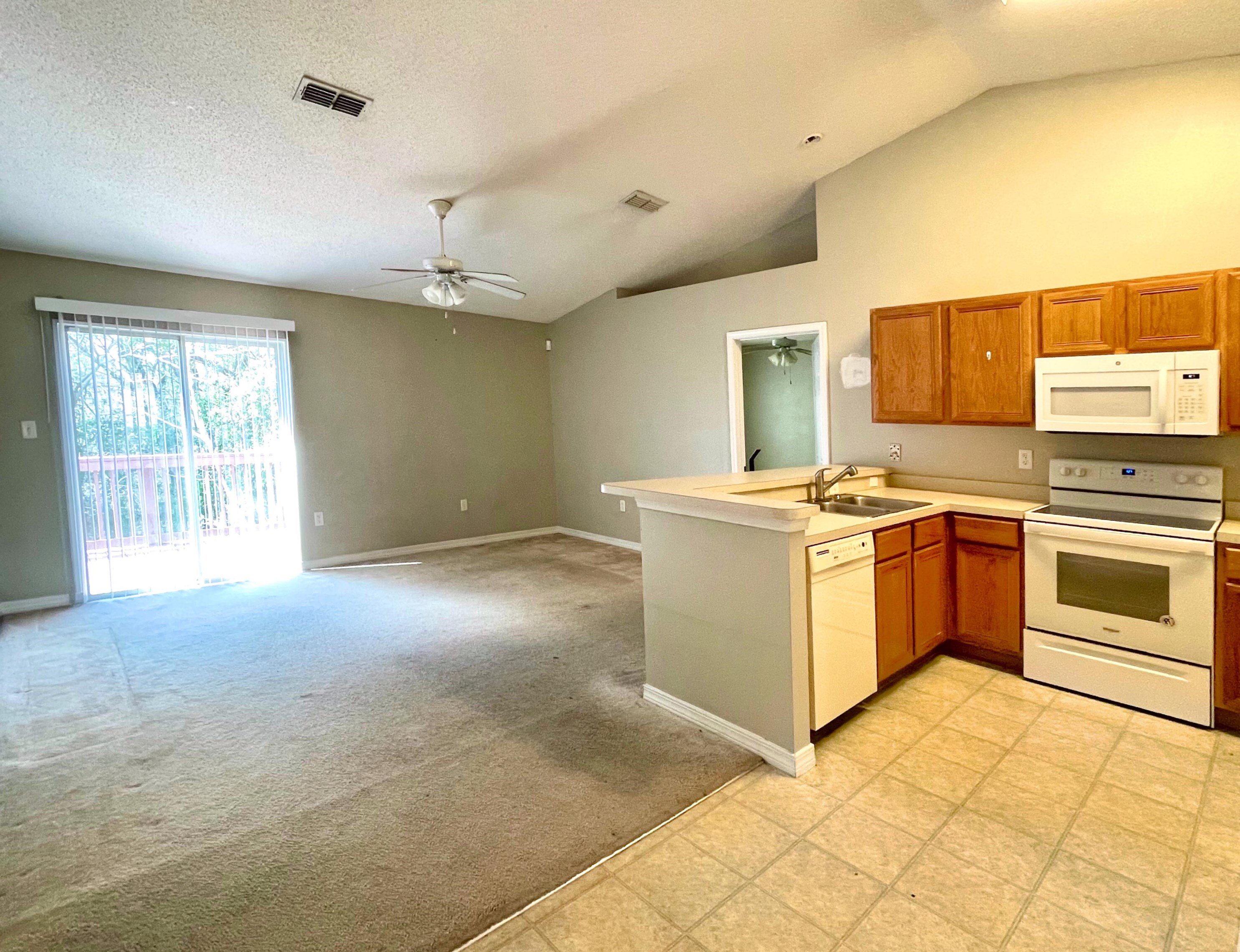 150 Cabana Way, Crestview FL  32536-3300 exterior