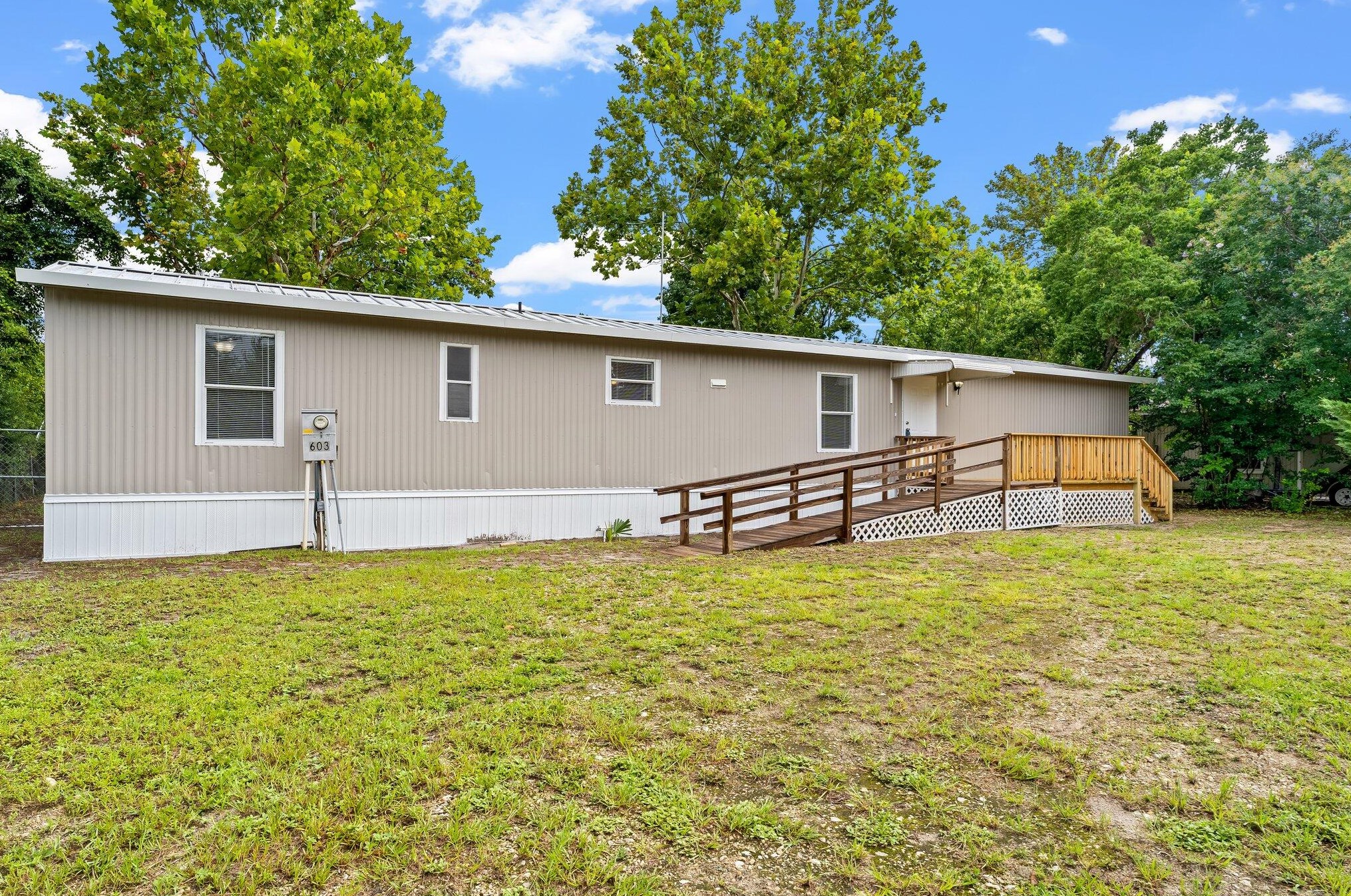 603 Live Oak Ln, Panama City FL  32408-5202 exterior