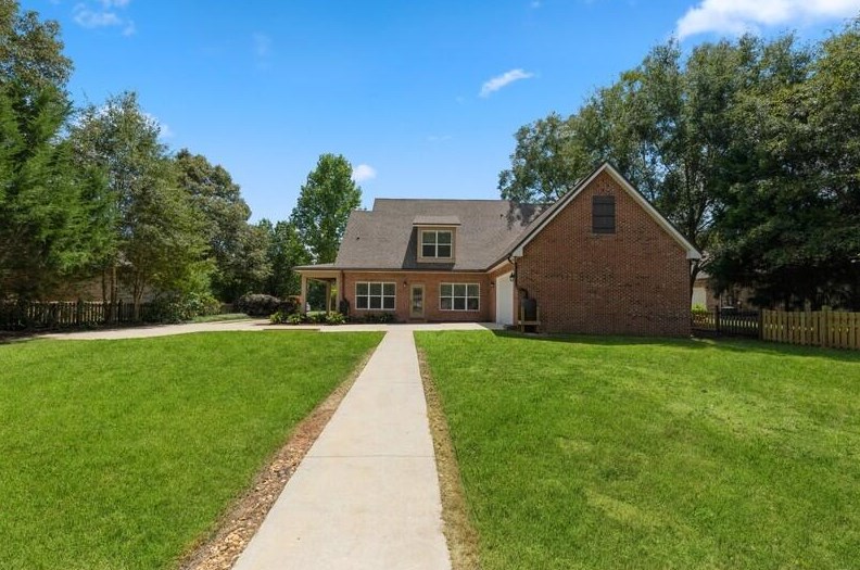 1457 Mill Creek Dr, Crestview FL  32531-8479 exterior