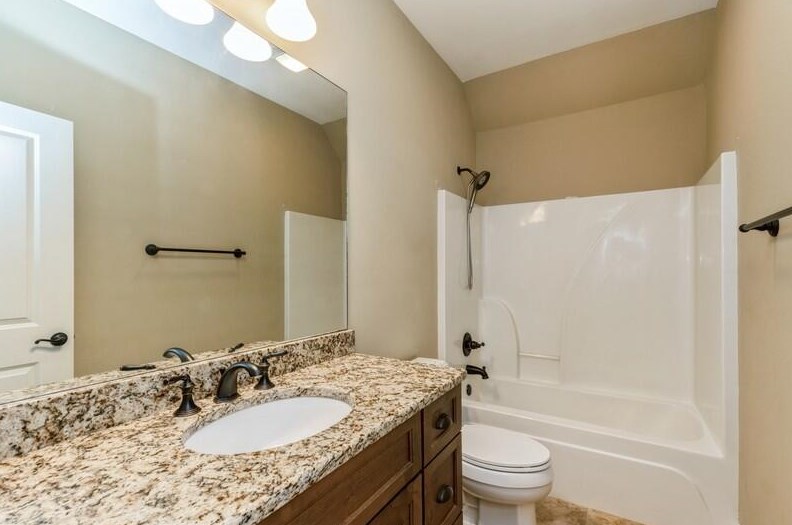 1457 Mill Creek Dr, Crestview FL  32531-8479 exterior