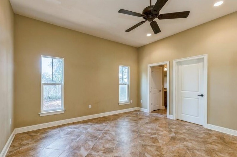 1457 Mill Creek Dr, Crestview FL  32531-8479 exterior