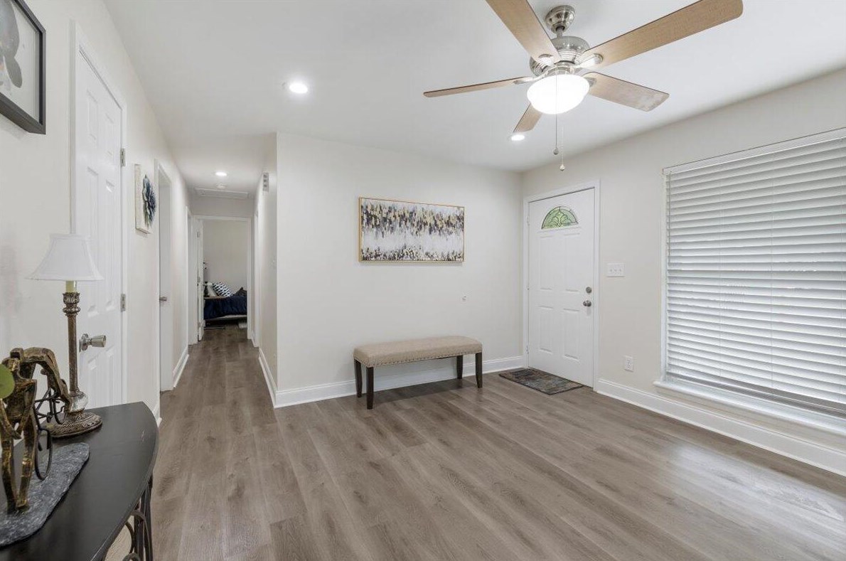 17 Mary Esther Dr, Mary Esther FL  32569-1831 exterior