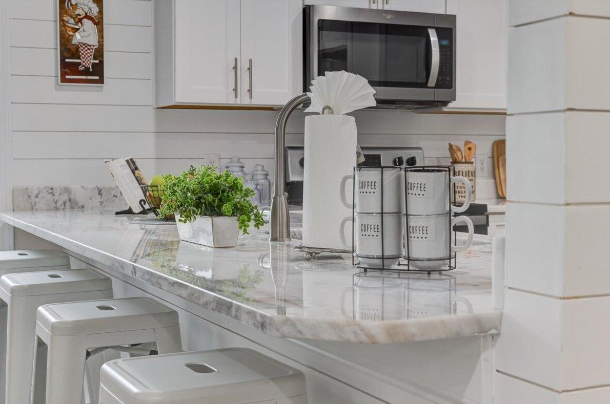 17 Mary Esther Dr, Mary Esther FL  32569-1831 exterior