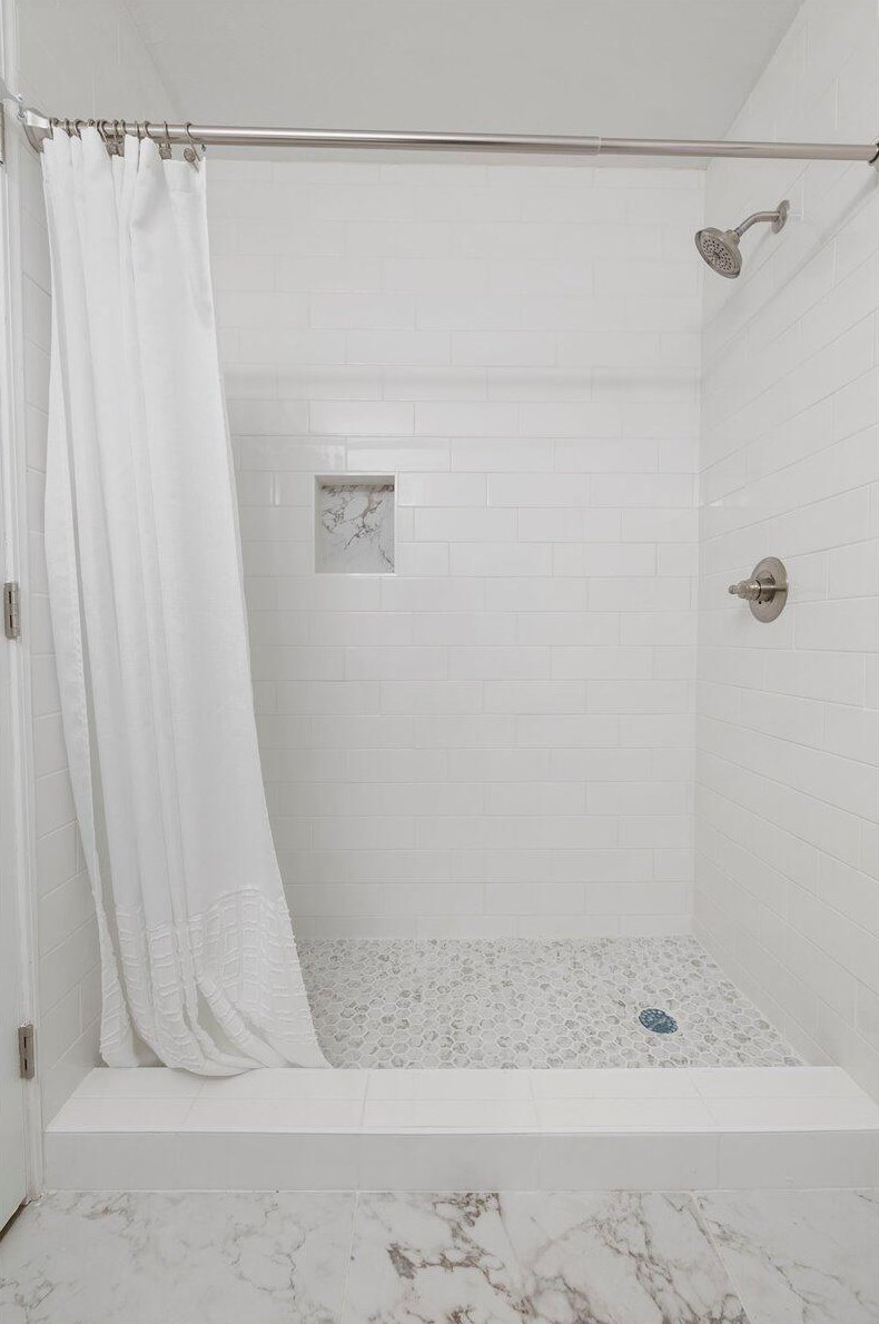 17 Mary Esther Dr, Mary Esther FL  32569-1831 exterior