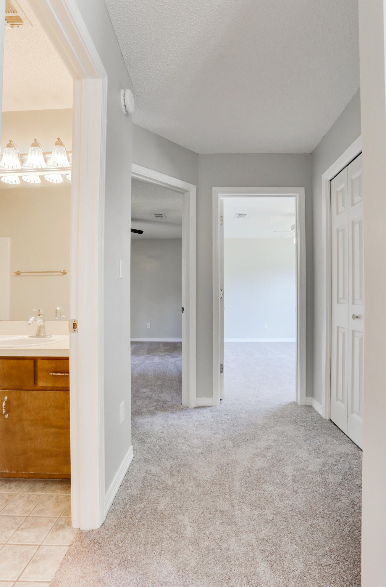 512 Hillview Cir, Crestview FL  32536-9264 exterior