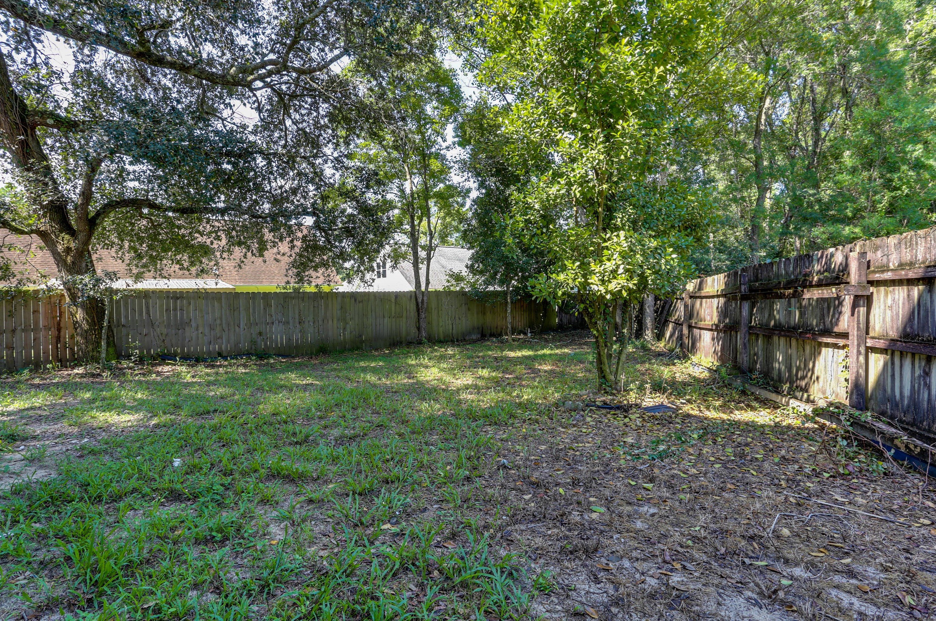 512 Hillview Cir, Crestview FL  32536-9264 exterior