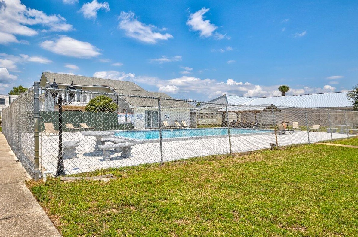 734 Legion Dr, Destin FL 32541-2598 exterior