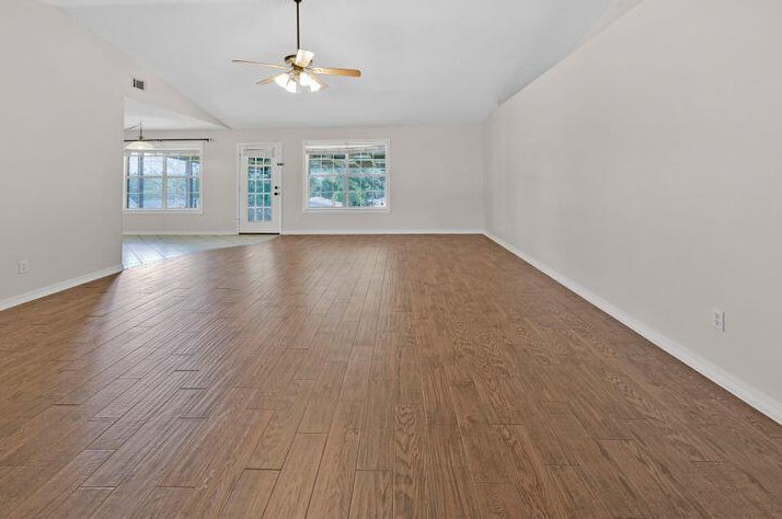 5132 Whitehurst Ln, Crestview FL  32536-2205 exterior
