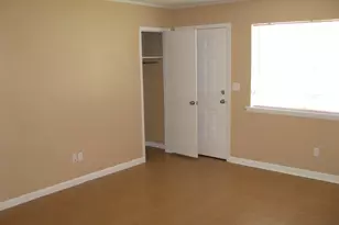 545 Hickory Ave, Niceville, FL 32578 - Photo 7