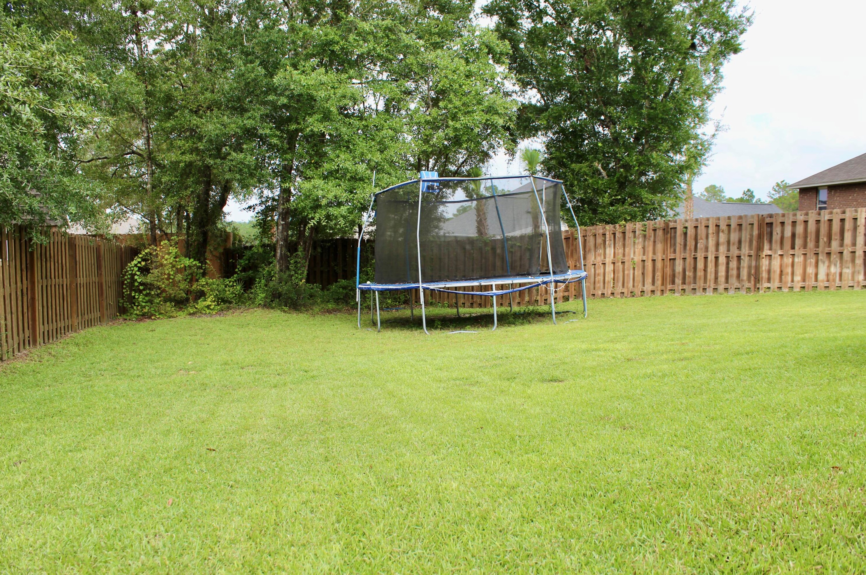 502 Vale Loop, Crestview FL  32536-5467 exterior