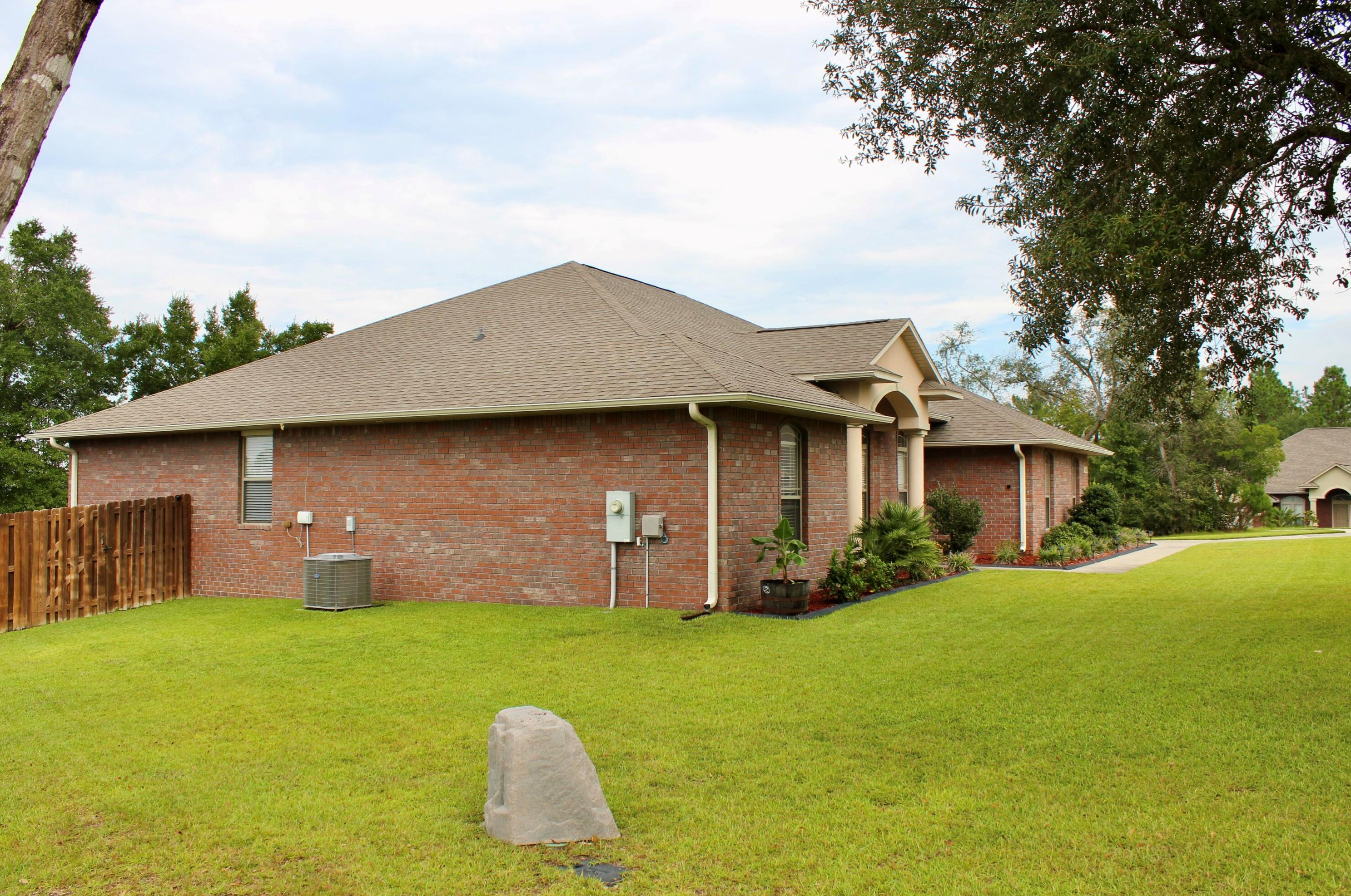 502 Vale Loop, Crestview FL  32536-5467 exterior