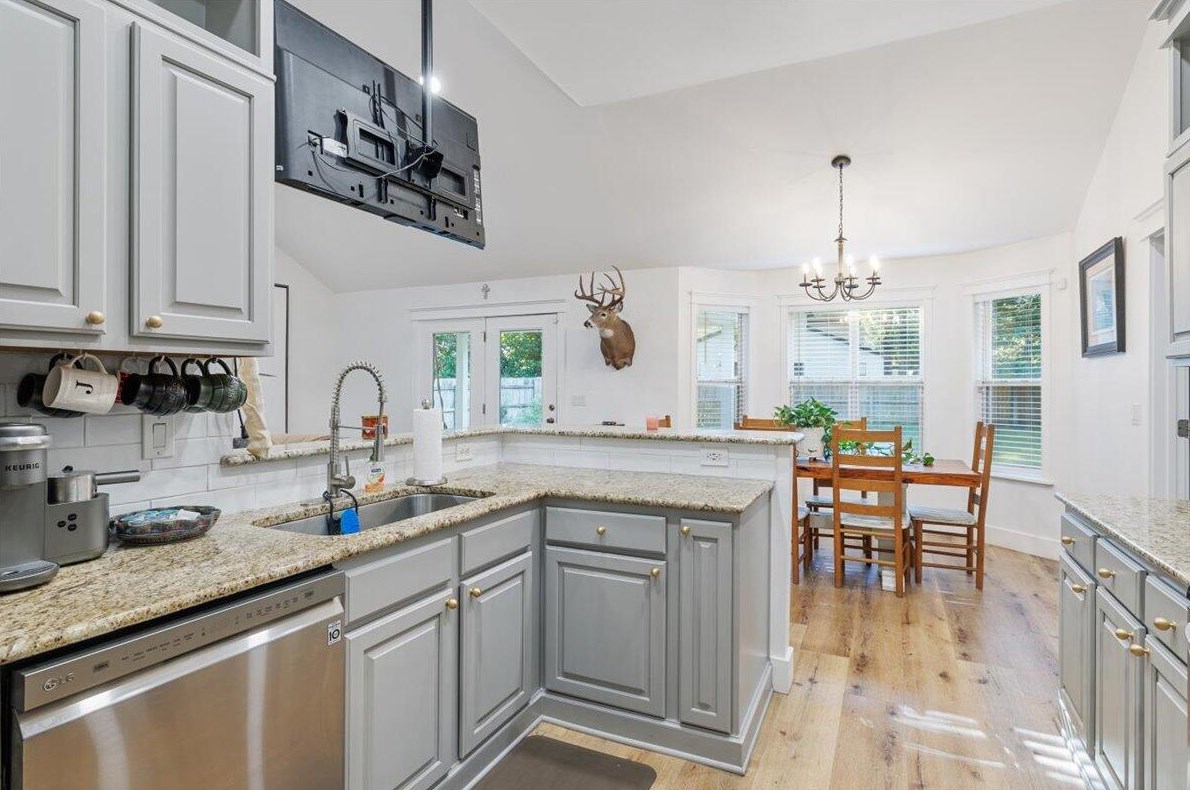 504 First Ave, Destin FL  32541-1702 exterior