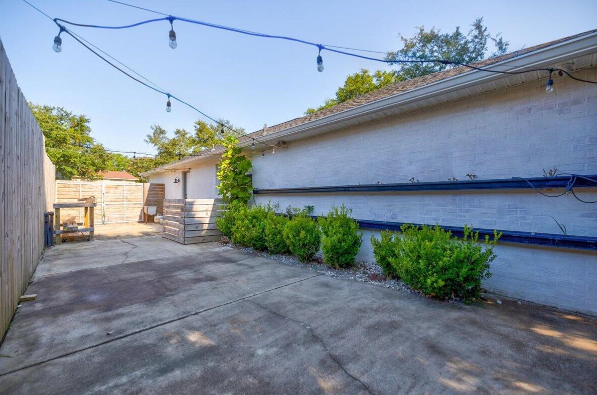 504 First Ave, Destin FL  32541-1702 exterior