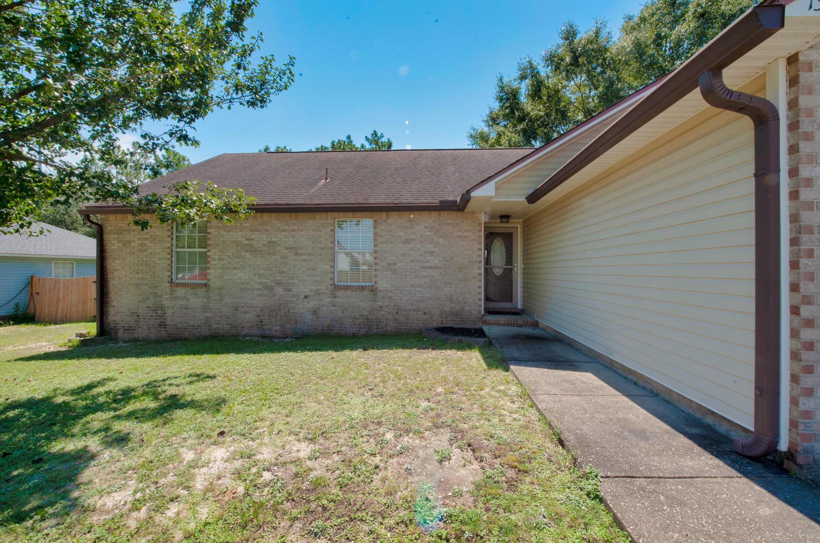 131 Nicole Ln, Crestview FL  32539-6051 exterior