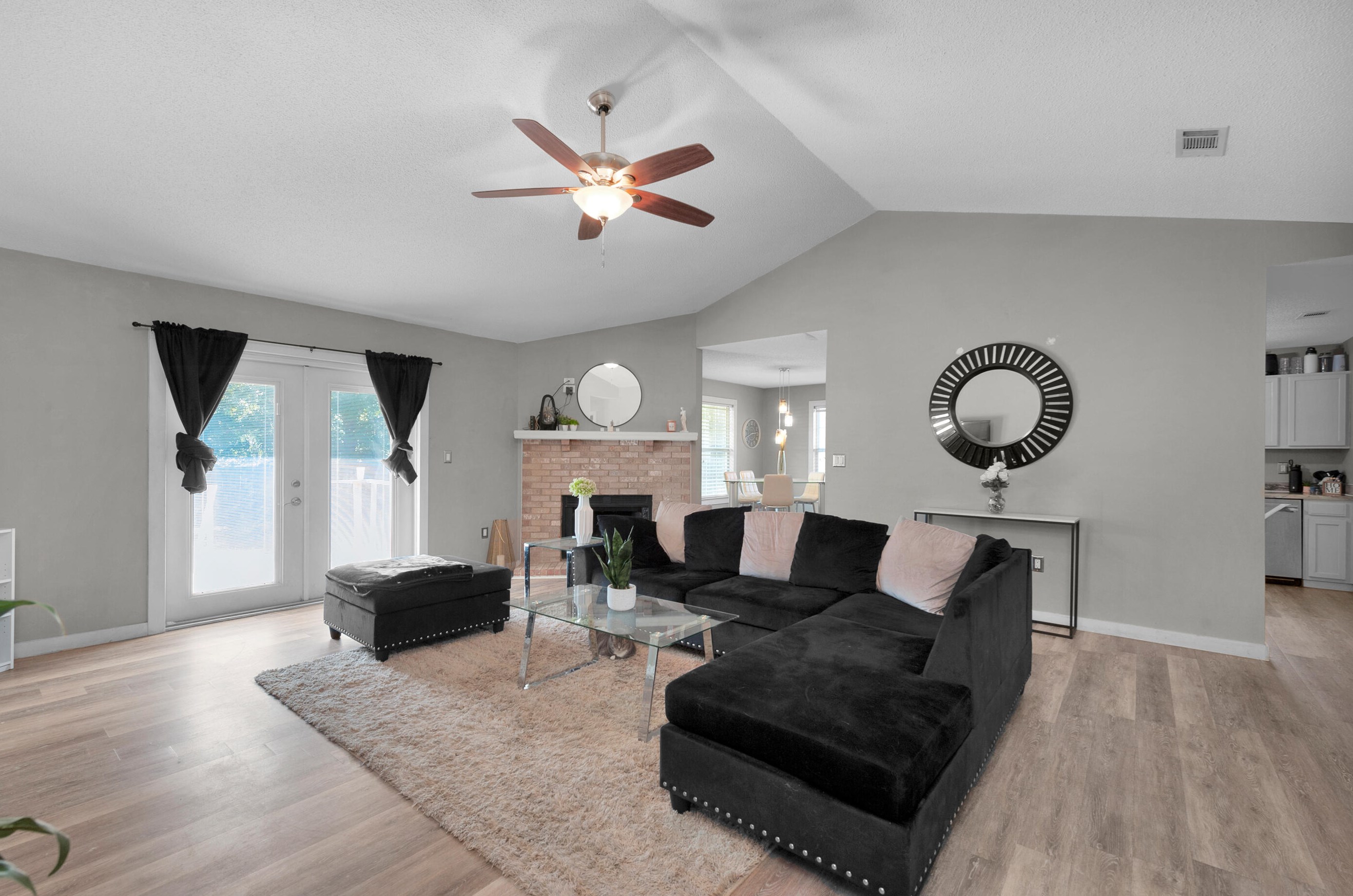 131 Nicole Ln, Crestview FL  32539-6051 exterior
