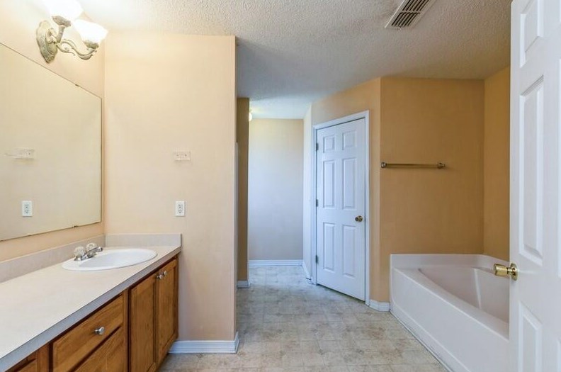 236 Trish Dr, Crestview FL  32536-6455 exterior