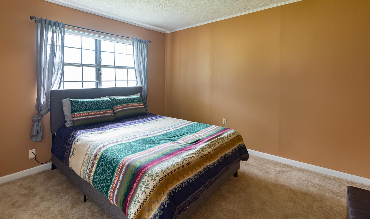 6 Lakeview Dr, Mary Esther FL  32569-1418 exterior