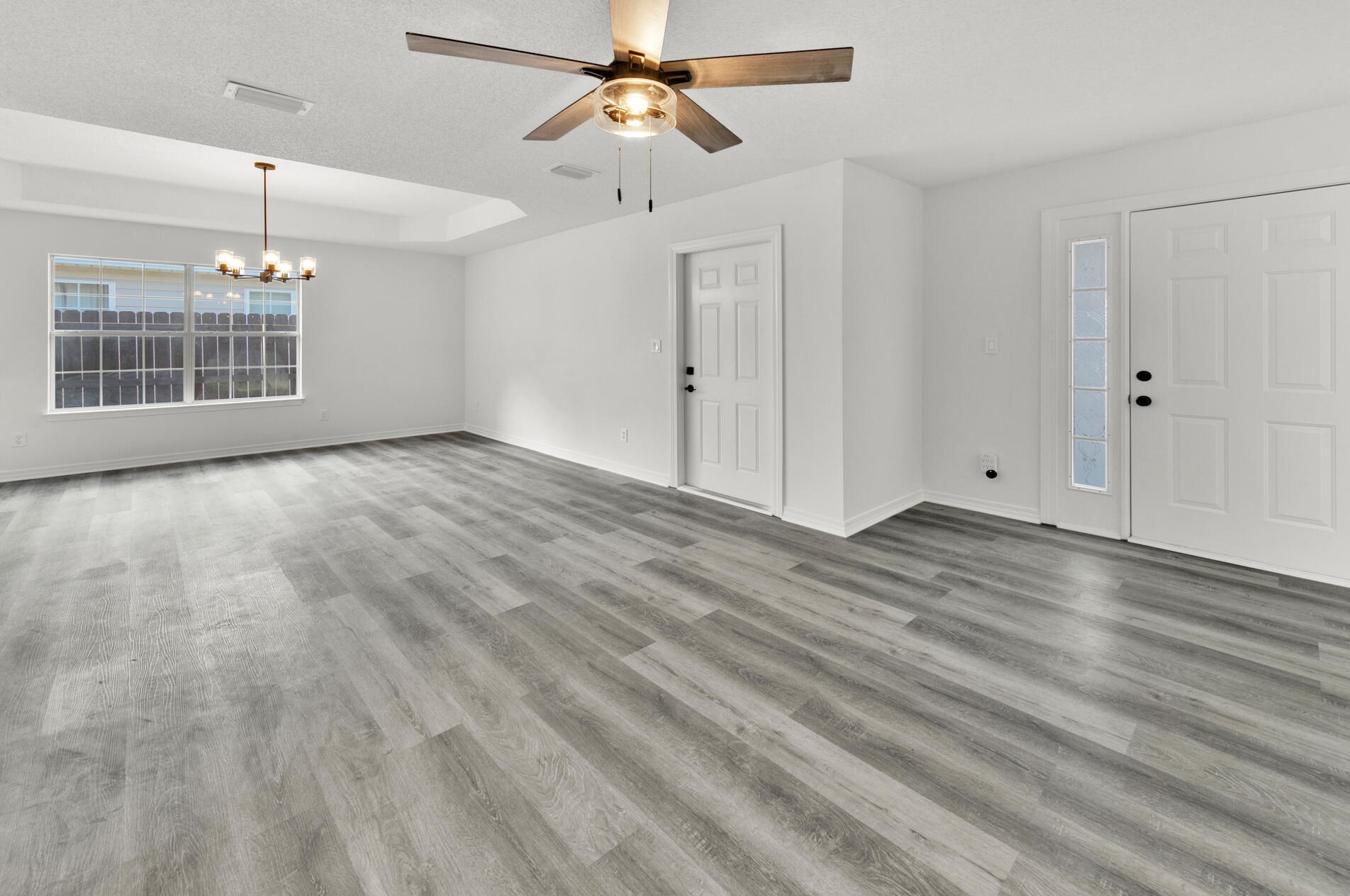 388 Pristine Water Ln, Mary Esther FL  32569-2174 exterior